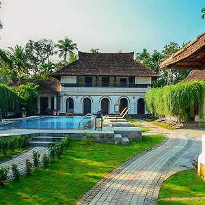 Tharavadu - A Heritage Hotel, 3* Kumarakom